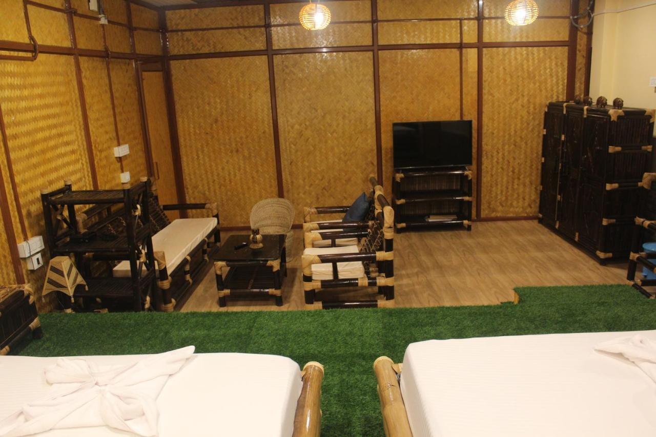 Hotel Tusker Tea County Chālsa Zewnętrze zdjęcie
